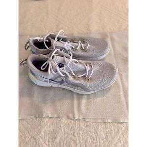 NIKE FLEX EXPERIENCE RUN 11 NEXT Nature Grey Purple PULLON Size 9 Running Shoes